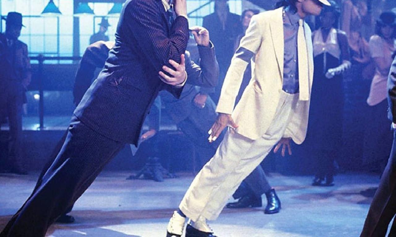 Michael Jackson’ın moonwalk çorapları satışa çıkıyor 