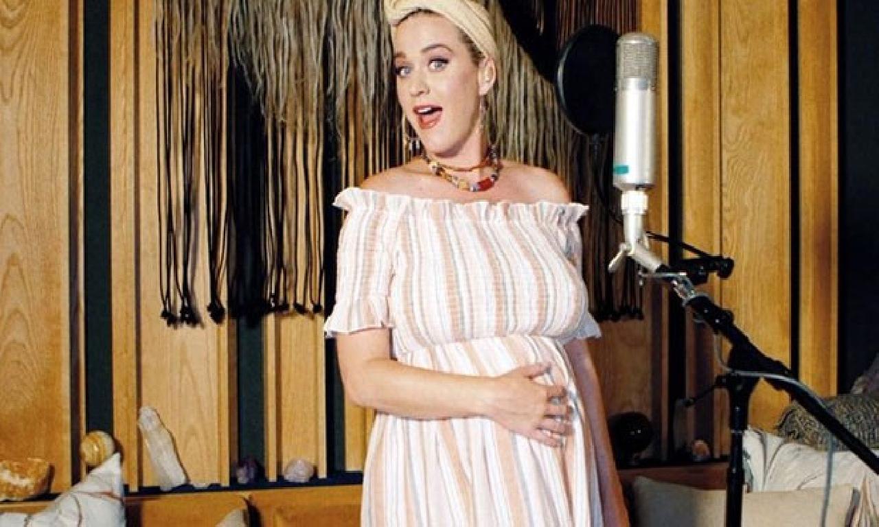 Katy Perry'den görülmemiş albüm 