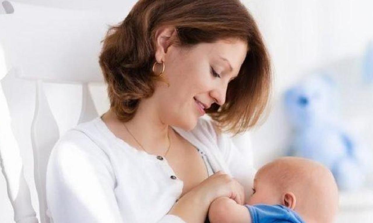 Anne sütü bebeği coronaya karşı malûm tek süre koruyor 