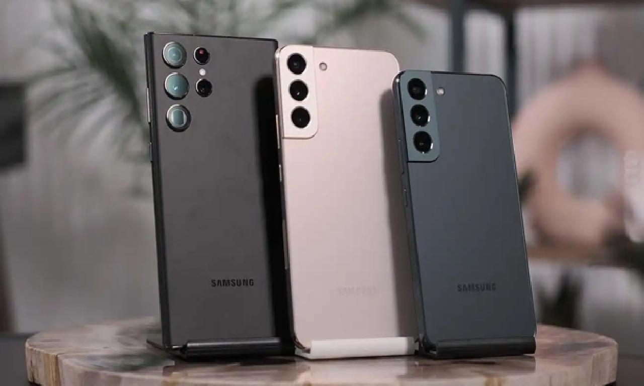 Samsung’dan Galaxy S22 serisi için görülmemiş alıcı güncellemesi! 