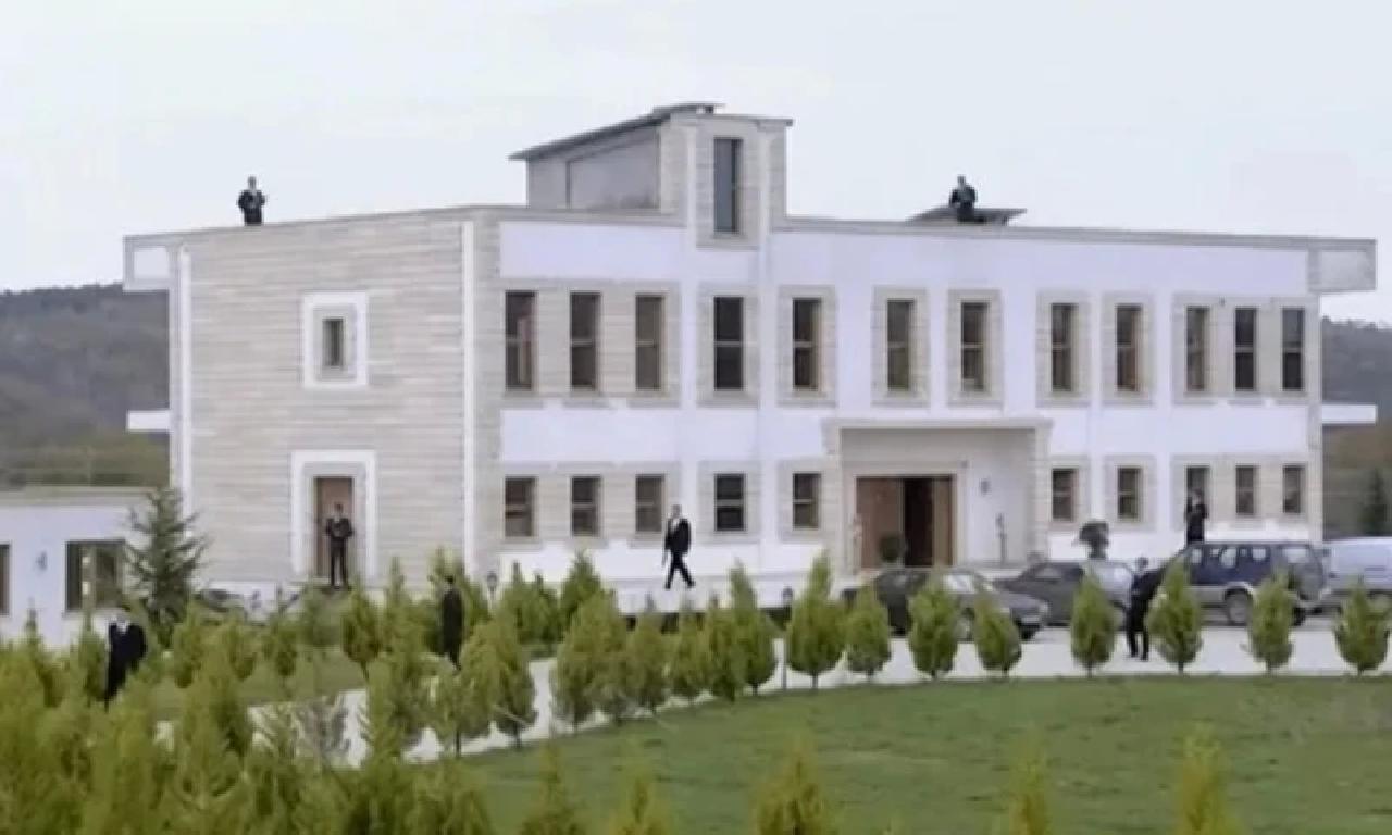 'Kurtlar Vadisi' dizisindeki malikane 384 milyon liraya satışa çıktı - back