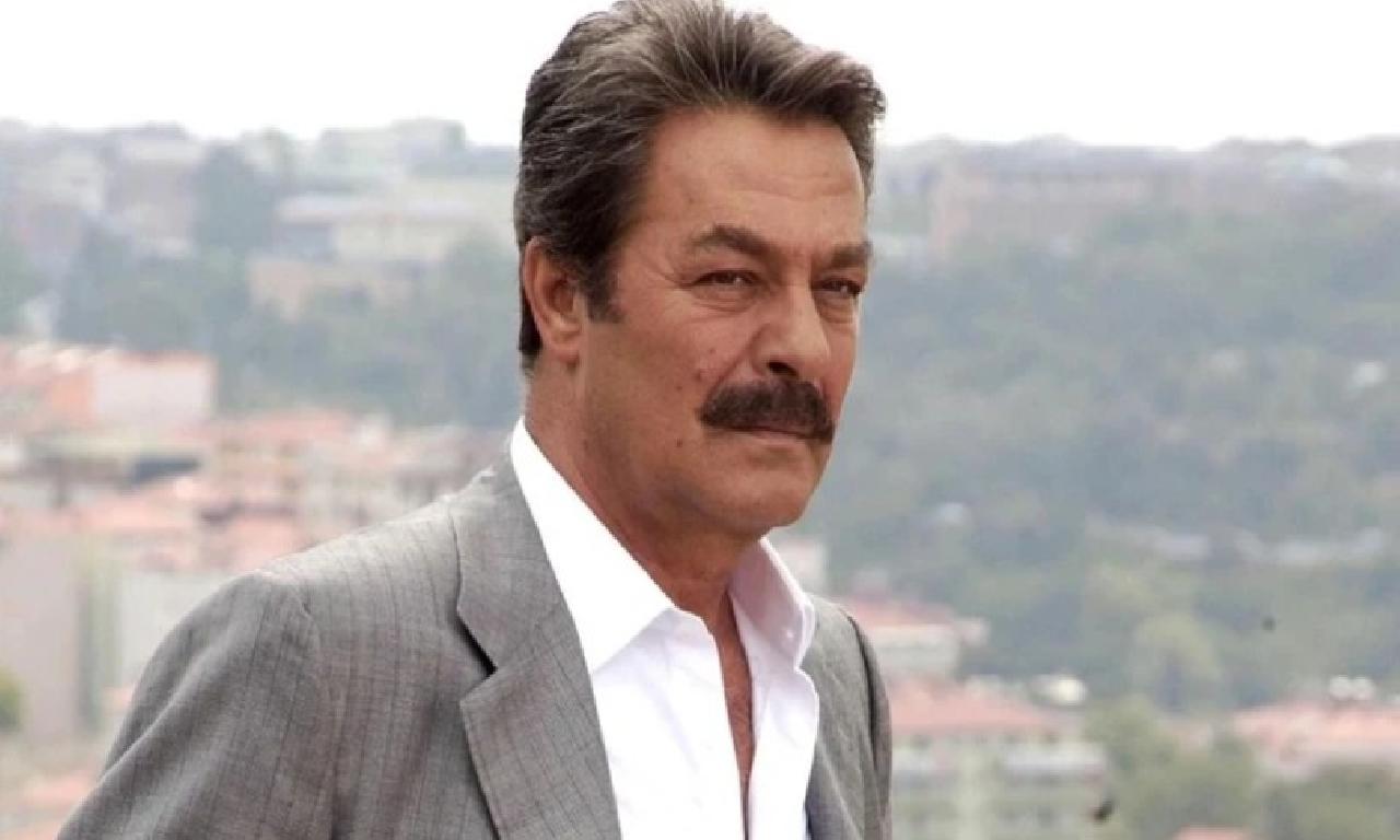 Kadir İnanır’ın vasiyetinde dikkat çeken ayrıntı! Mirası üç kuruma kalacak - back