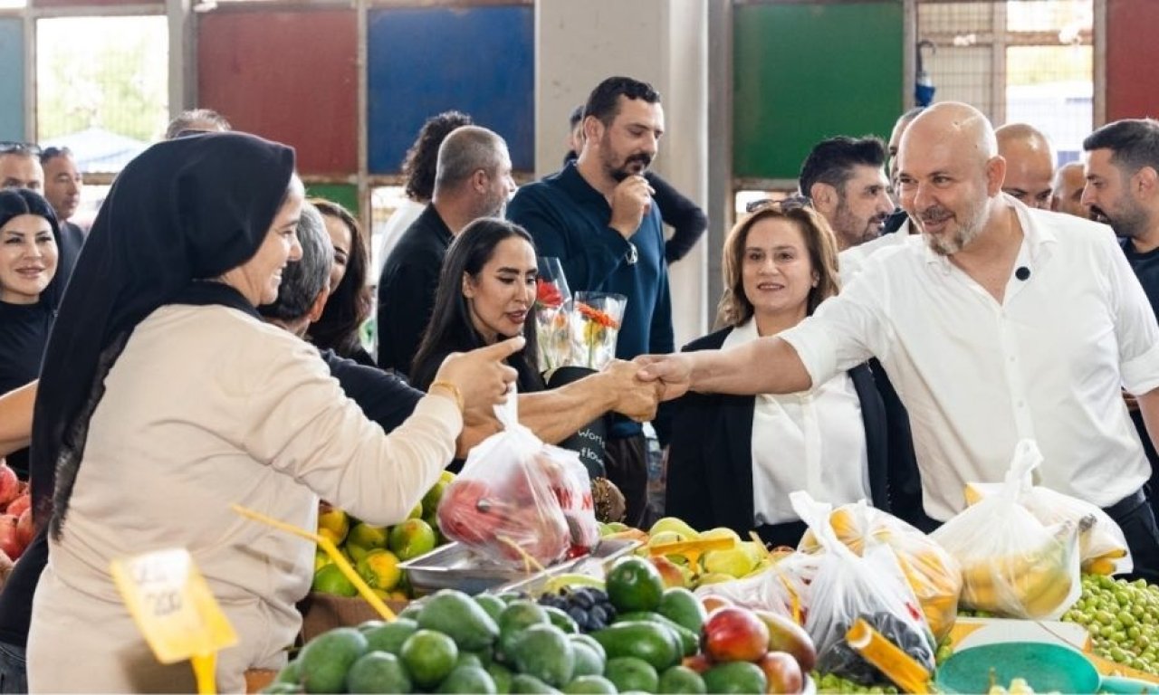 Koral Bozkurt Perşembe Pazarı'nda esnaf ve vatandaşları dinledi
